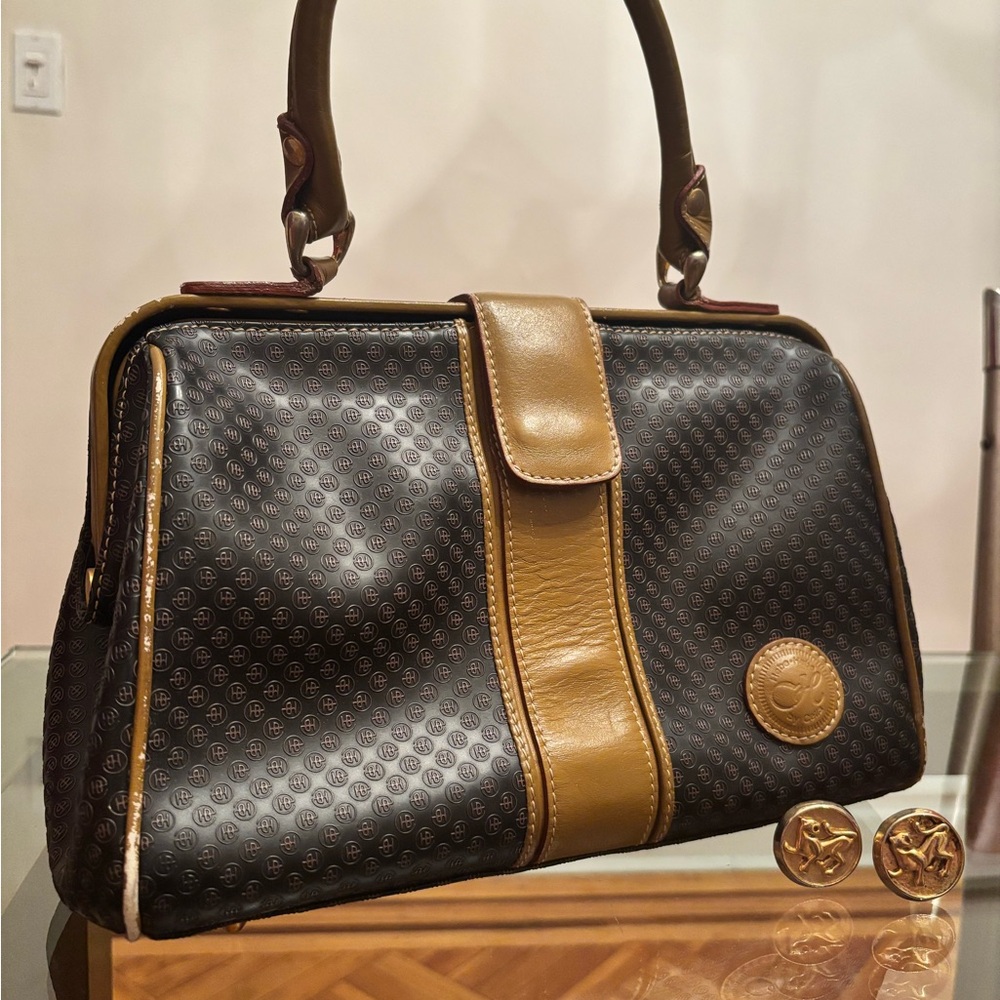 Old Money Vintage Leather Hebe Bag & Gold Panther Earrings
